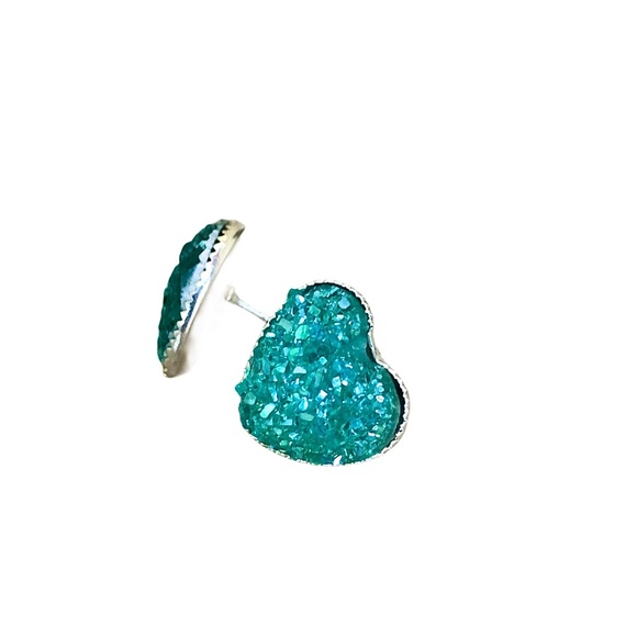 3 for 15🎀 Turquoise Druzy Drusy style heart studs - Picture 2 of 5